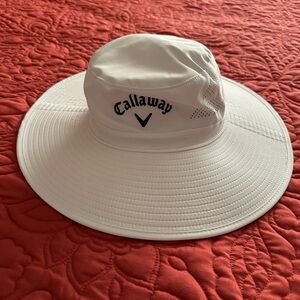 Callaway White Wide-Brim Hat with dark navy embroidery